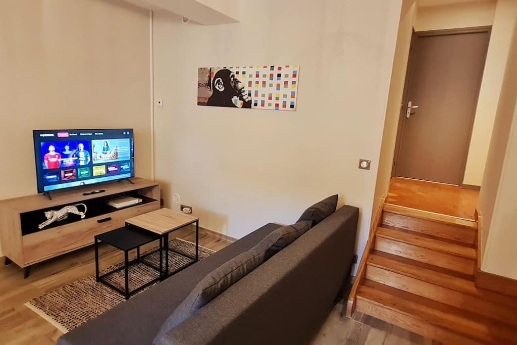 Le 56 Faubourg - Proche Centre - Parking Gratuit Daire Beaune  Dış mekan fotoğraf